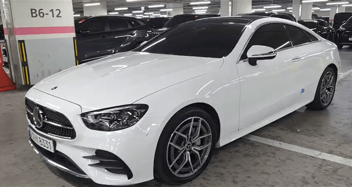 Mercedes-Benz E-Class E300d 4MATIC Coupe